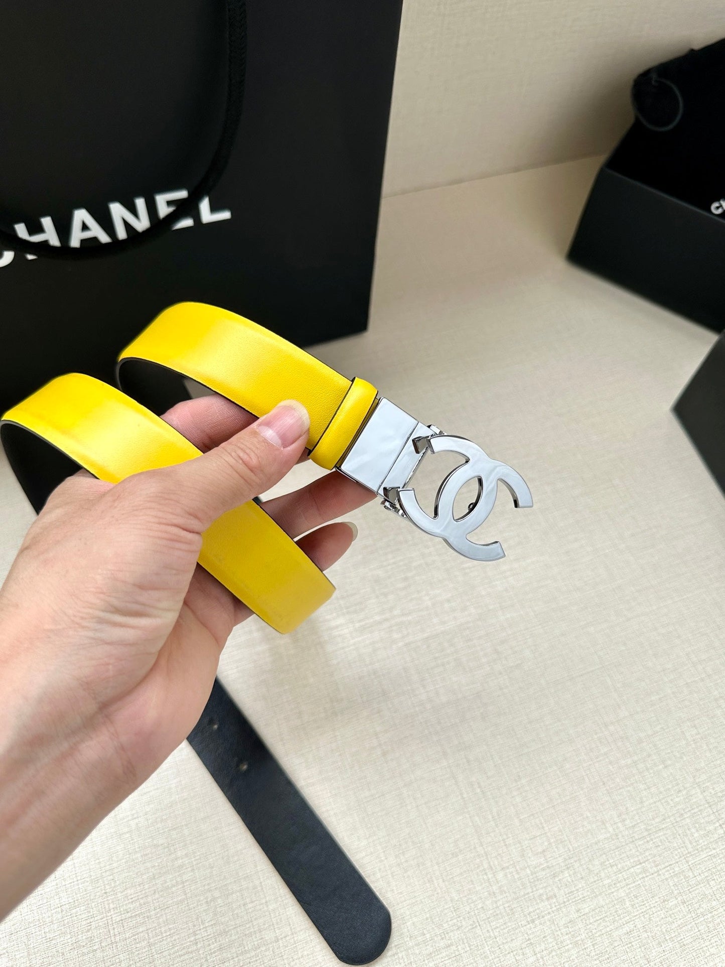 CC 30MM BELT IN BRIGHT YELLOW AND BLACK CALFSKIN WITH SILVER HARDWARE - 30