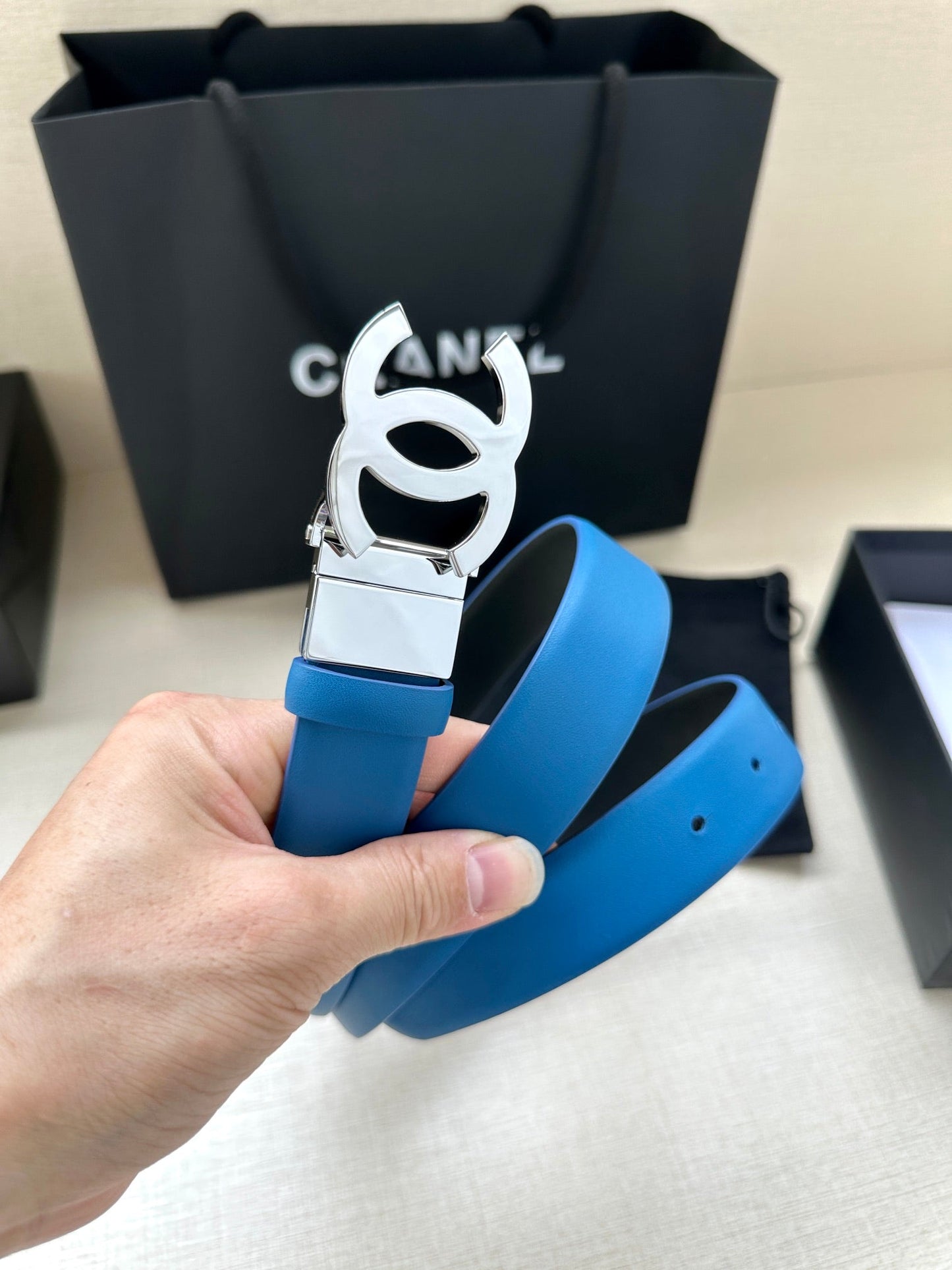 CC 30MM BELT IN BLUE AND BLACK CALFSKIN WITH SILVER HARDWARE - 30