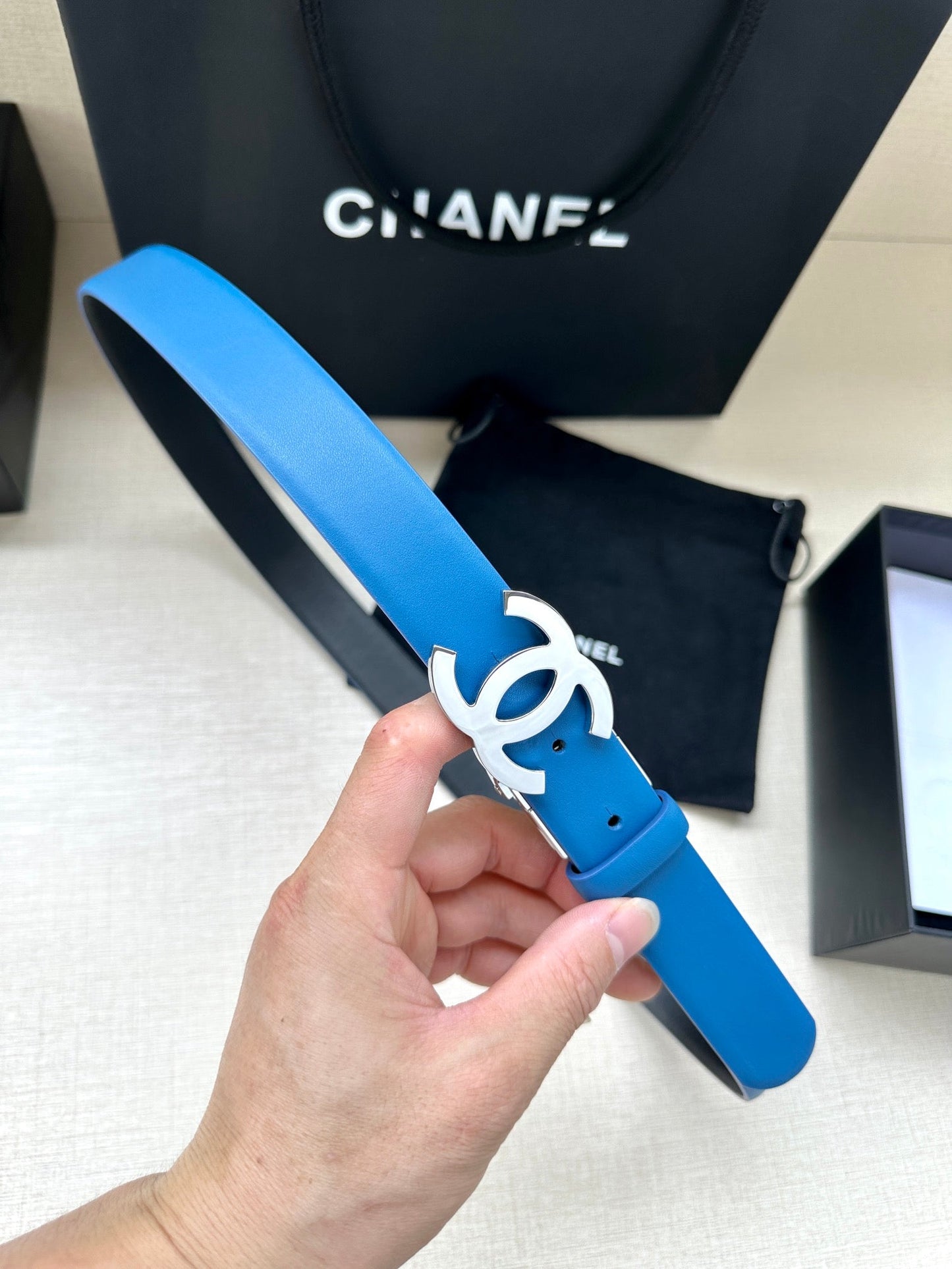 CC 30MM BELT IN BLUE AND BLACK CALFSKIN WITH SILVER HARDWARE - 30