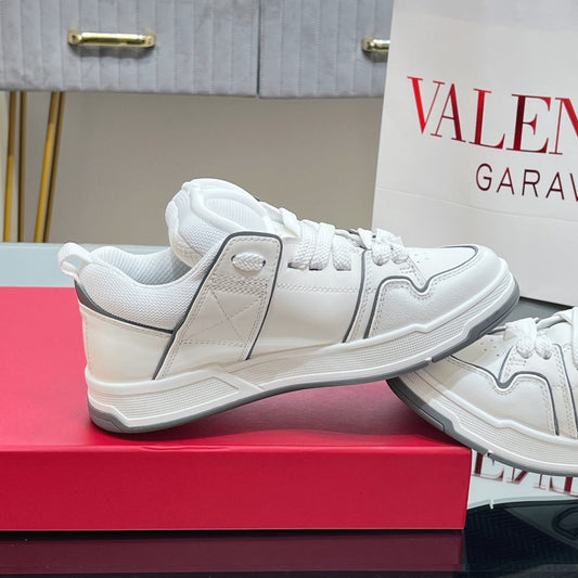 VALENTINO 25S GARAVANI OPEN SKATE SNEAKERS IN WHITE LAMBSKIN - 35