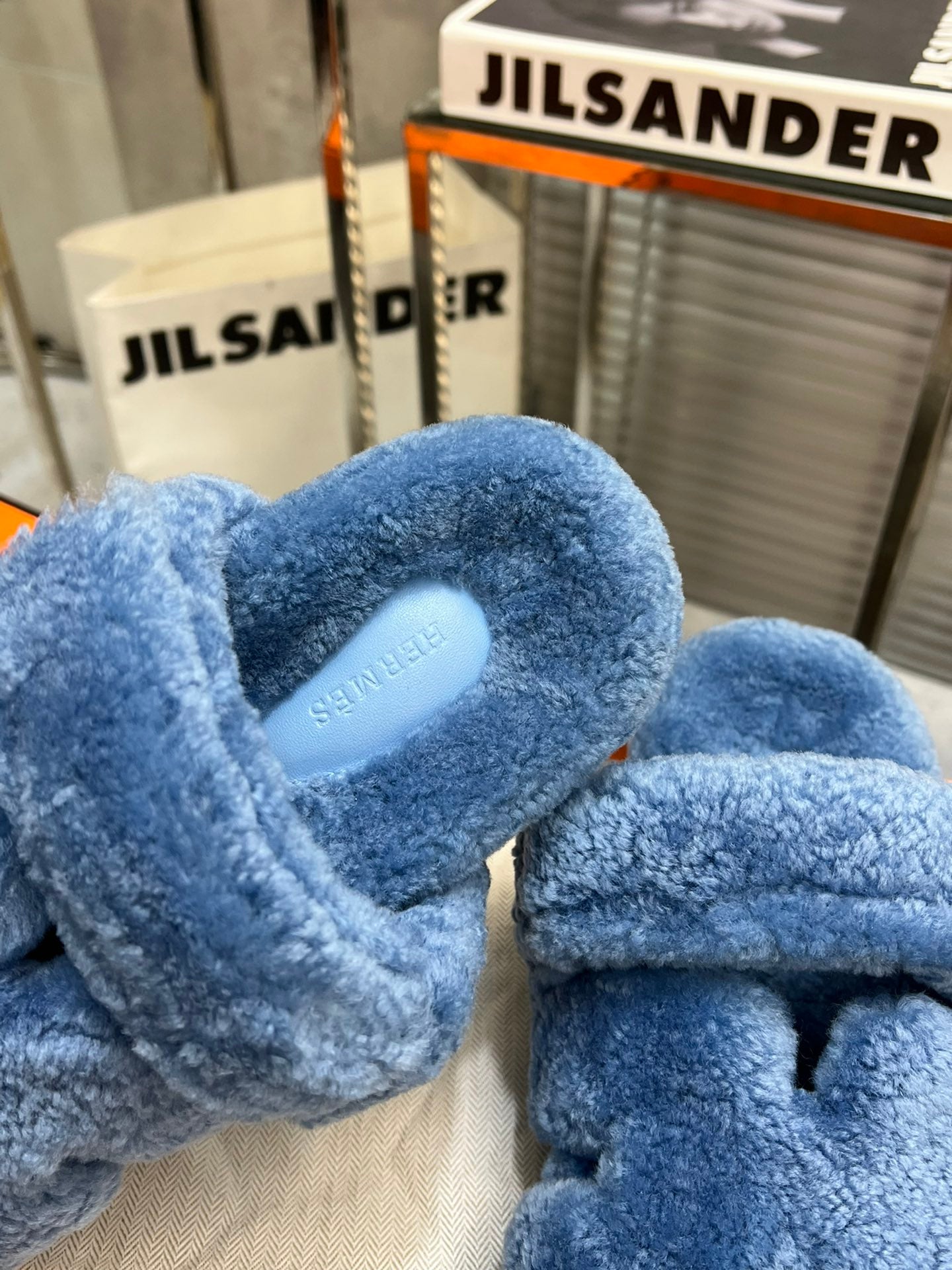 CHYPRE SLIPPERS IN AZURE BLUE LAMB WOOL - 35