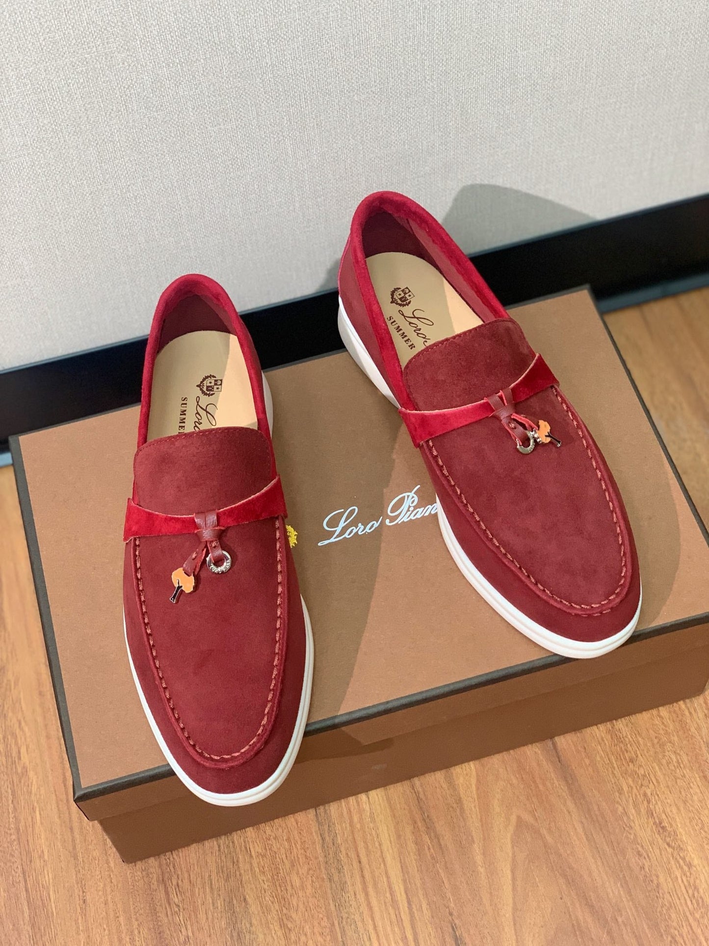 LP CHARMS WALK BABOUCHE LOAFERS GARNET SUEDE - 35