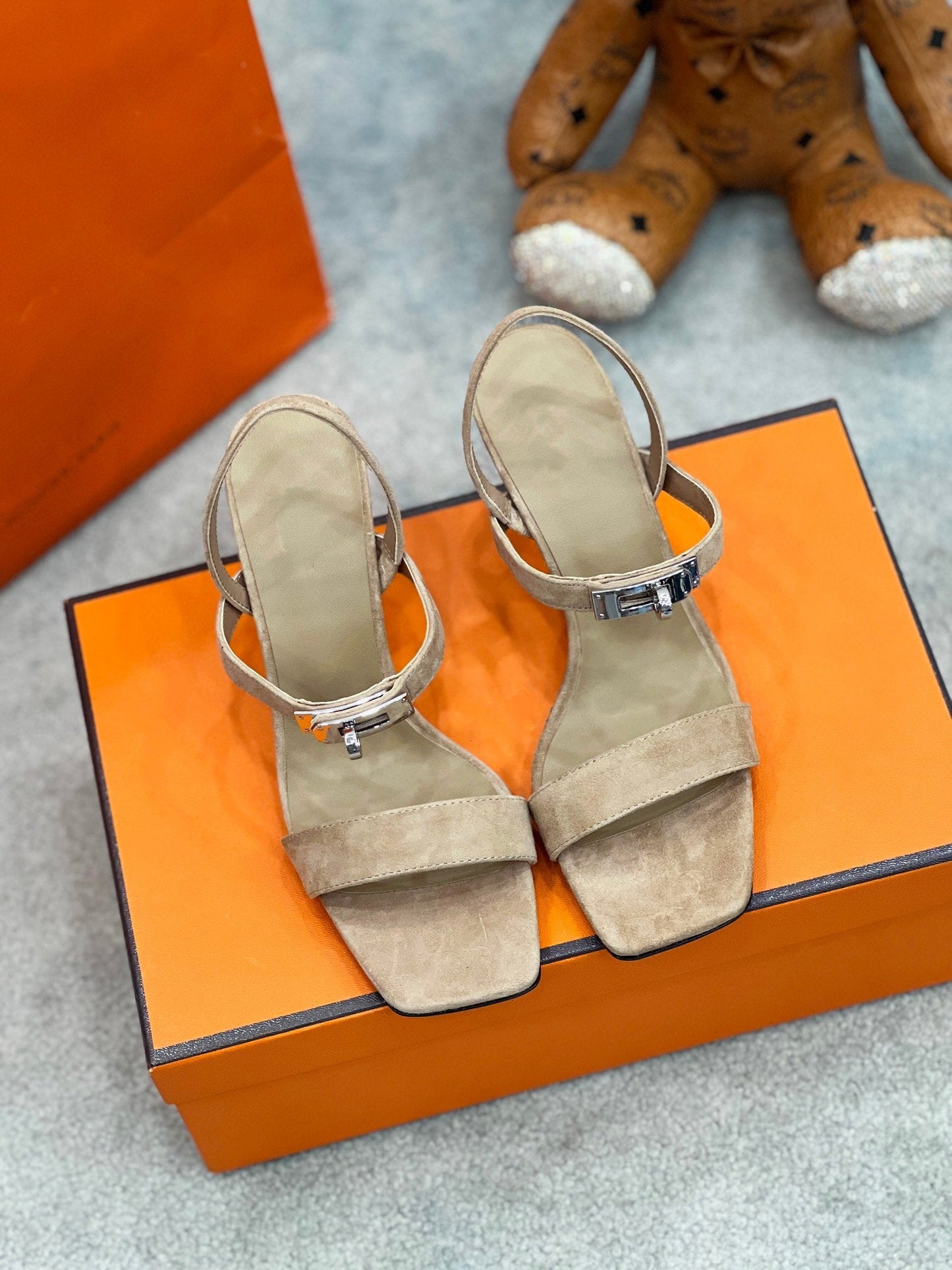 Glamour 75 Sandal Light Brown Suede - 35