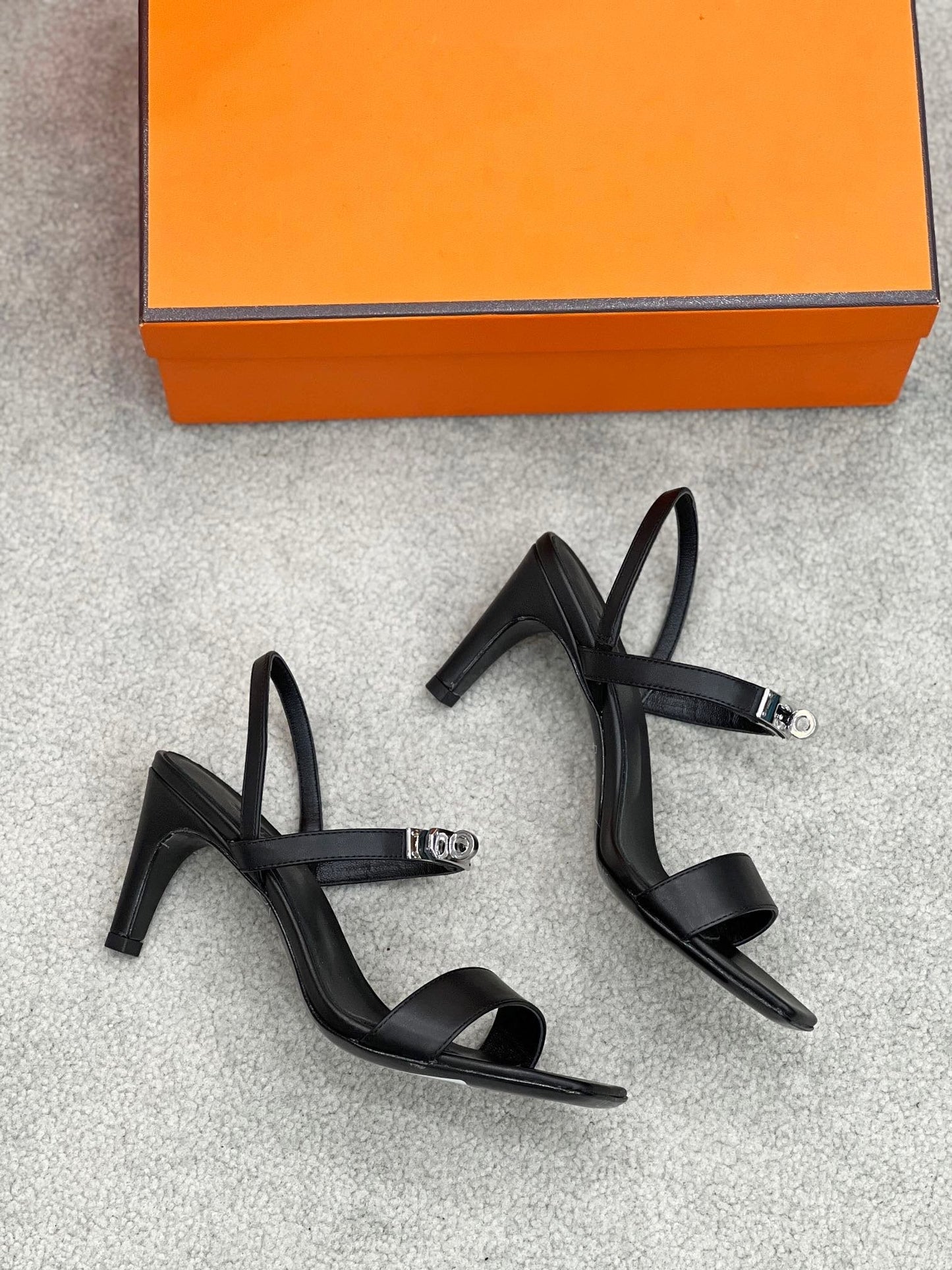 Glamour 75 Sandal Black Leather - 35