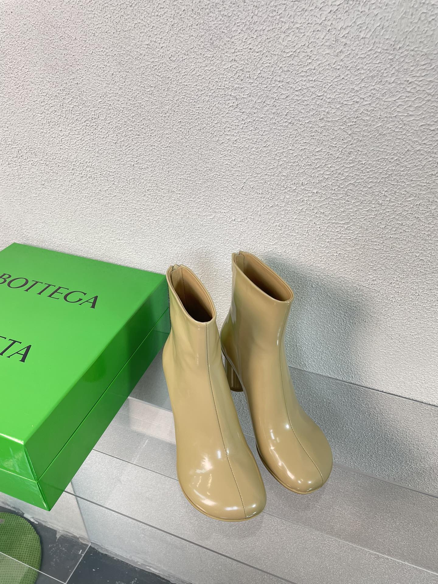 ATOMIC ANKLE BOOT IN KHAKI TAN CALFSKIN 75 MM - 34