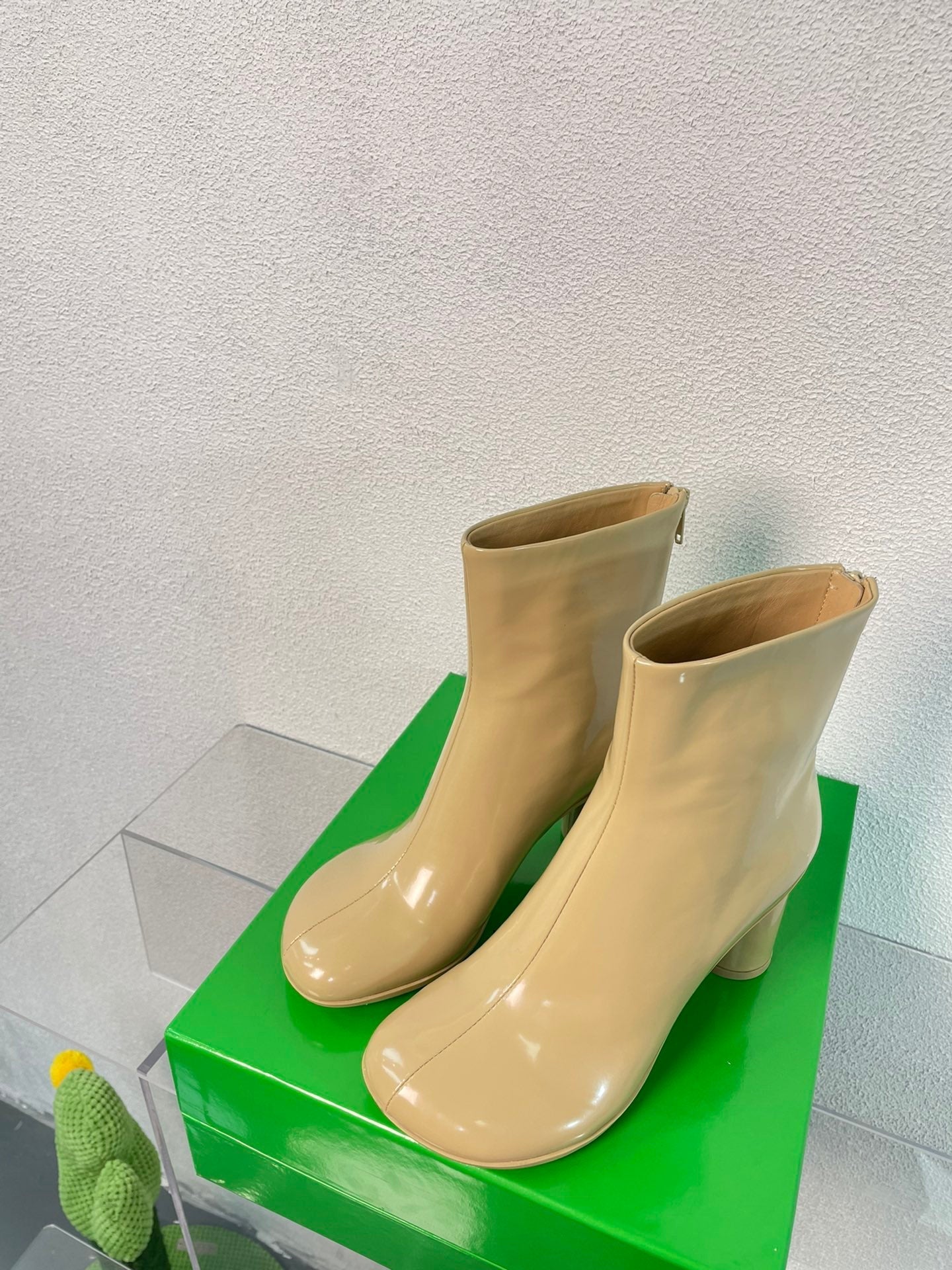 ATOMIC ANKLE BOOT IN KHAKI TAN CALFSKIN 75 MM - 34
