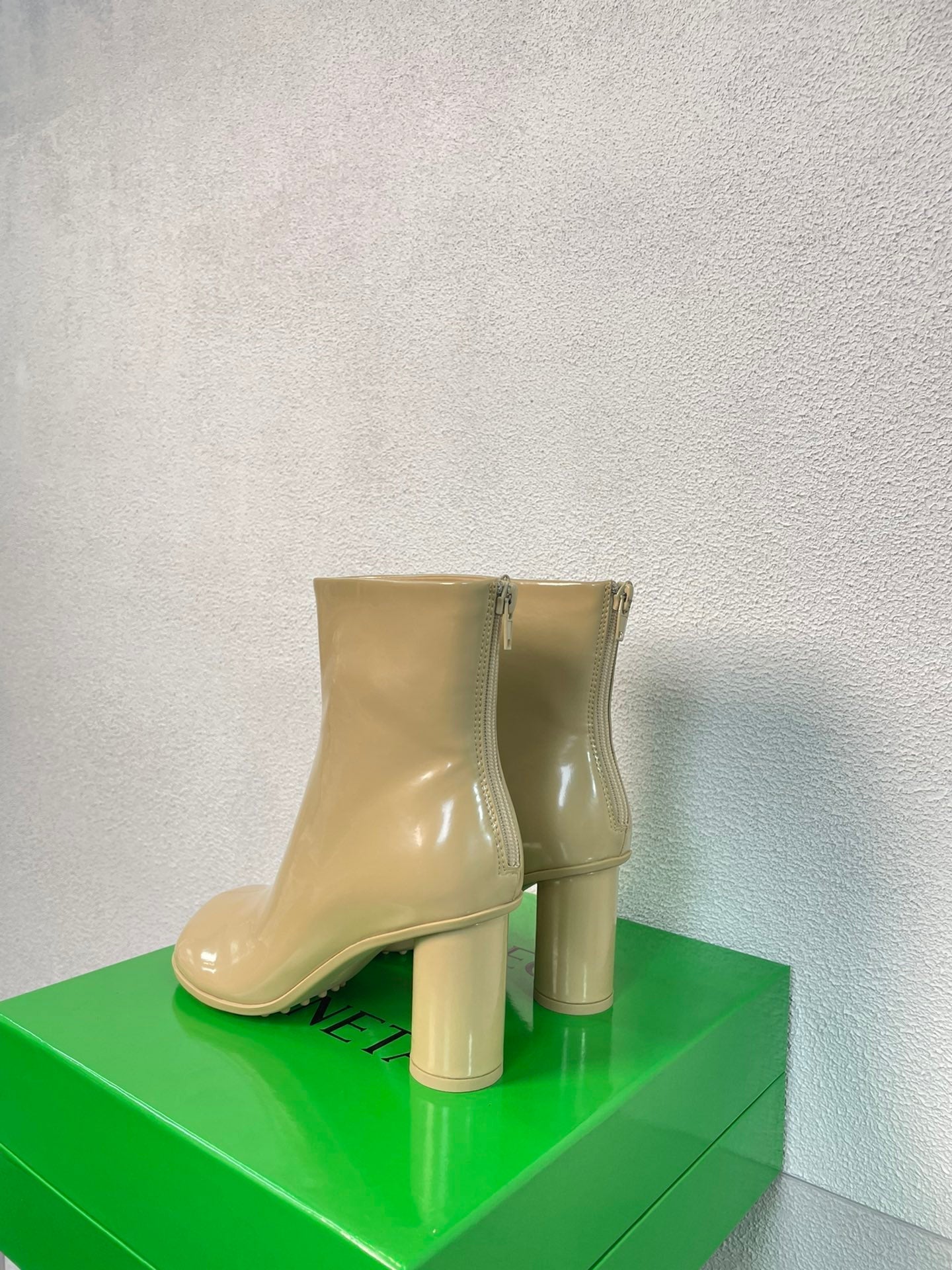 ATOMIC ANKLE BOOT IN KHAKI TAN CALFSKIN 75 MM - 34