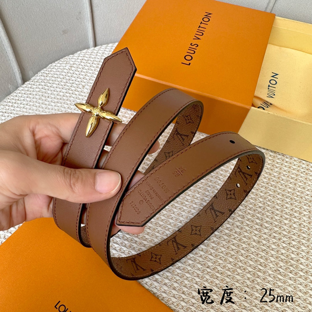 LV FLOWERGRAM 25 MM REVERSIBLE BELT IN BROWN MONOGRAM CALFSKIN GOLD HARDWARE - 30
