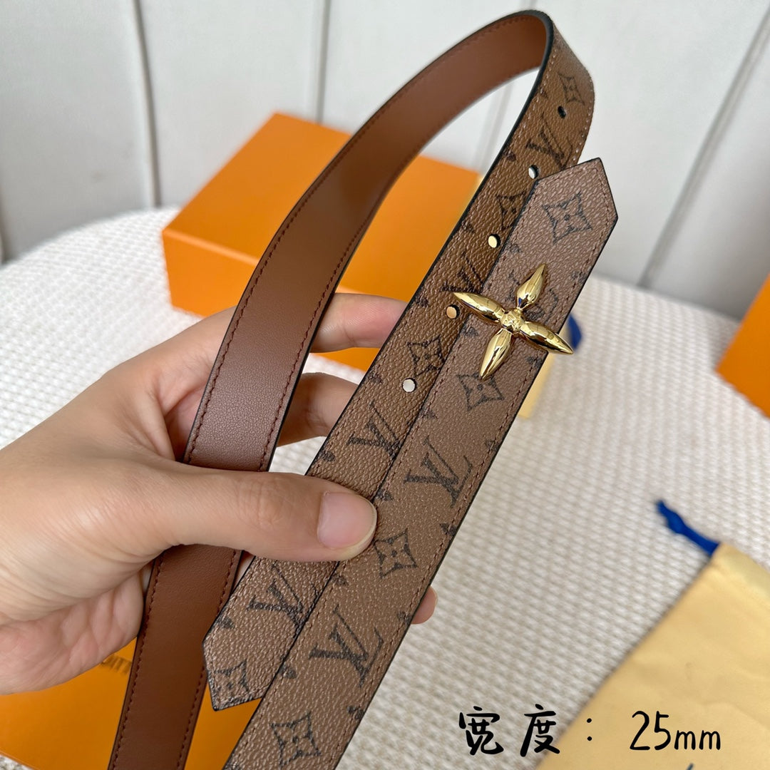 LV FLOWERGRAM 25 MM REVERSIBLE BELT IN BROWN MONOGRAM CALFSKIN GOLD HARDWARE - 30