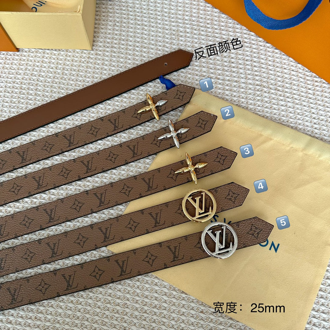 LV FLOWERGRAM 25 MM REVERSIBLE BELT IN BROWN MONOGRAM CALFSKIN SILVER HARDWARE - 30