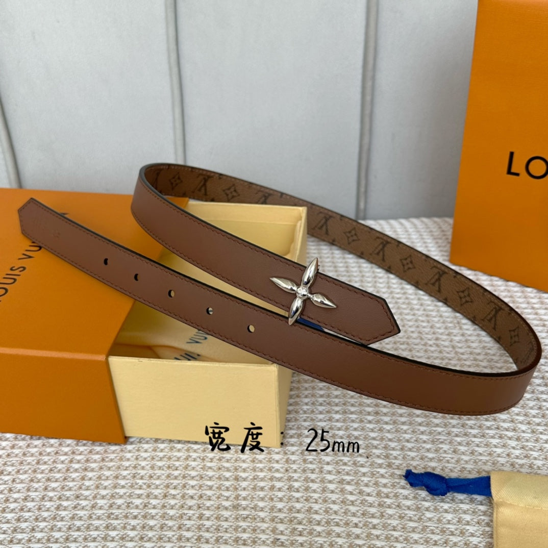 LV FLOWERGRAM 25 MM REVERSIBLE BELT IN BROWN MONOGRAM CALFSKIN SILVER HARDWARE - 30