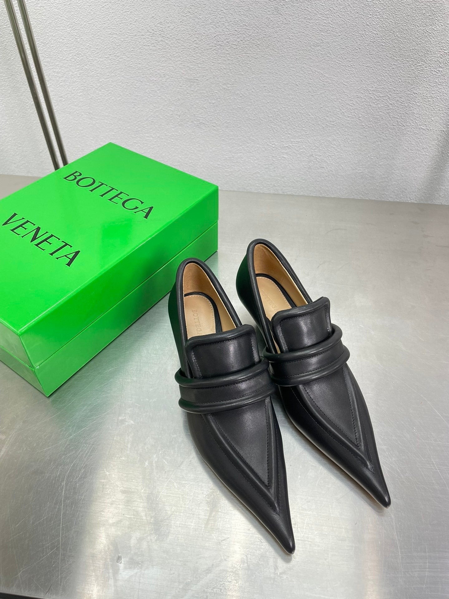 HIGH PUMP 35 MM IN BLACK CALFSKIN - 34