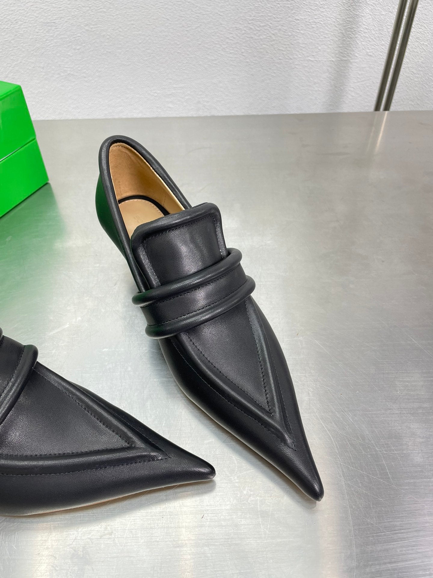 HIGH PUMP 35 MM IN BLACK CALFSKIN - 34