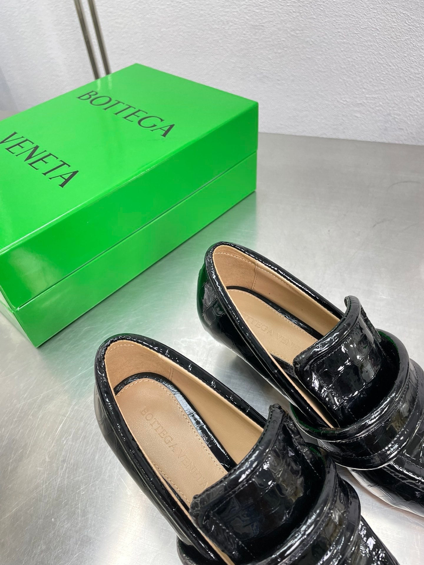 HIGH PUMP 35 MM IN BLACK PATENT CALFSKIN - 34