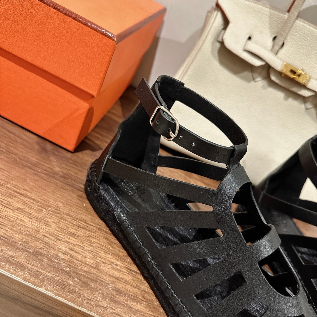 STRAW SOLE SANDAL BLACK LAMBSKIN - 35
