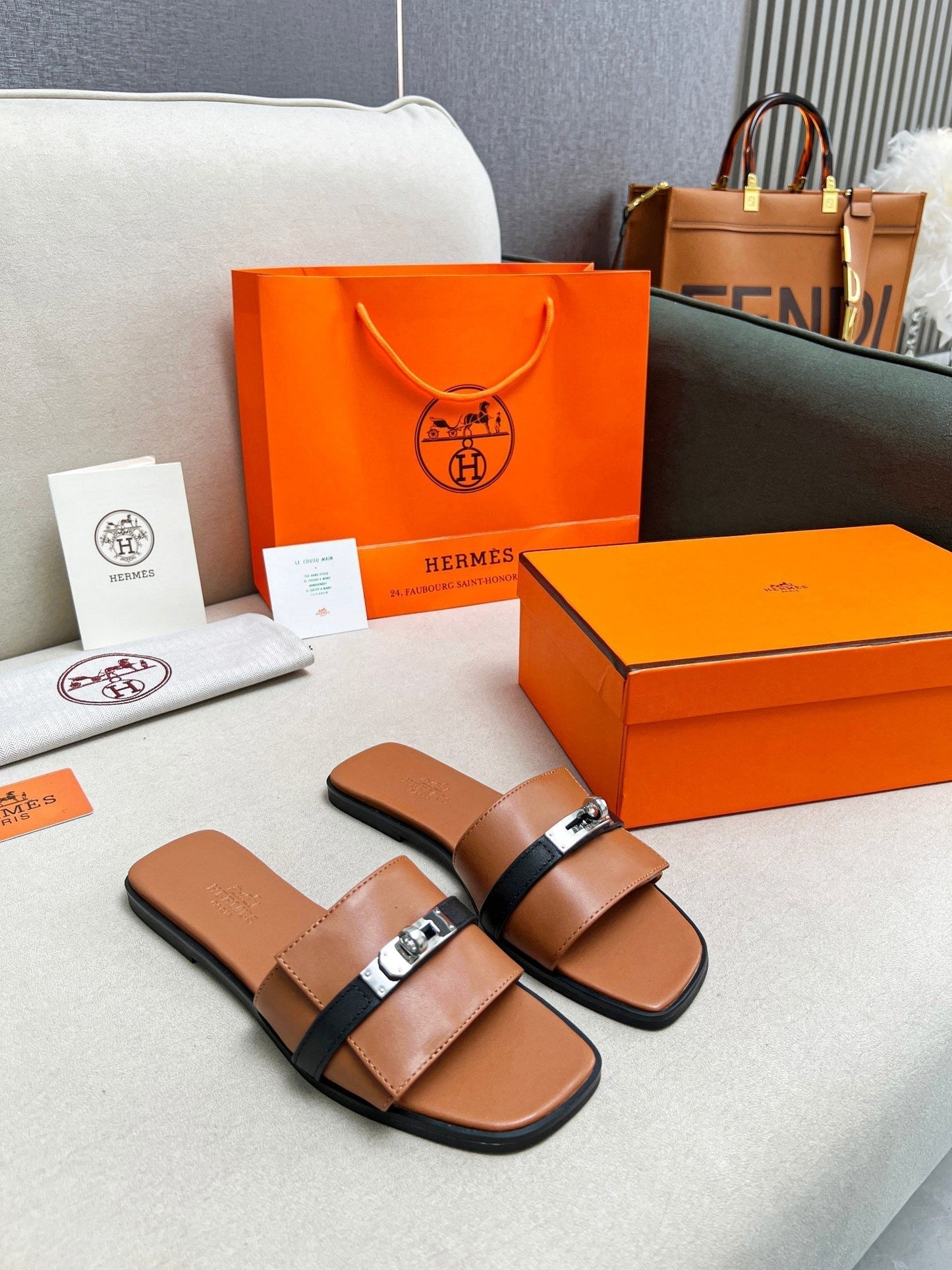 Giulia Sandal Brown Black Calfskin - 35