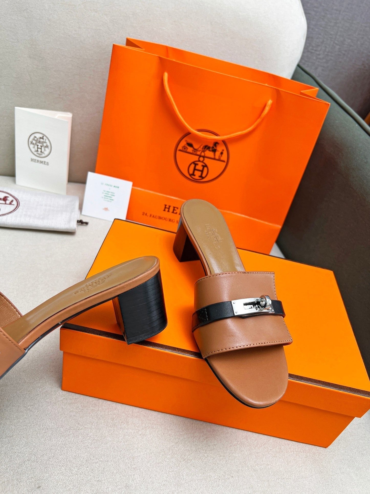Gigi 50 Sandal Tan Black Calfskin - 35