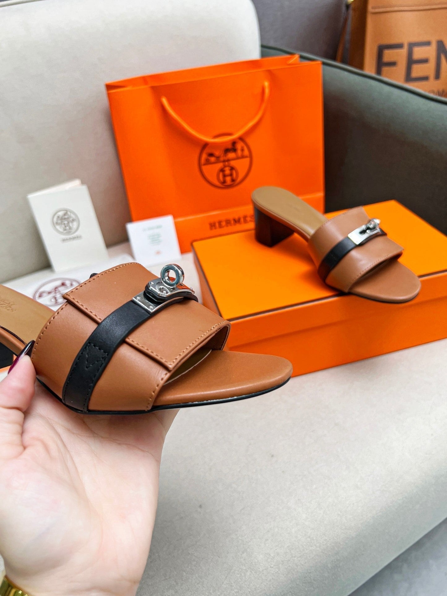 Gigi 50 Sandal Tan Black Calfskin - 35