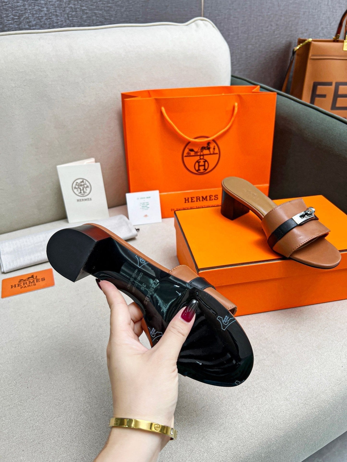 Gigi 50 Sandal Tan Black Calfskin - 35