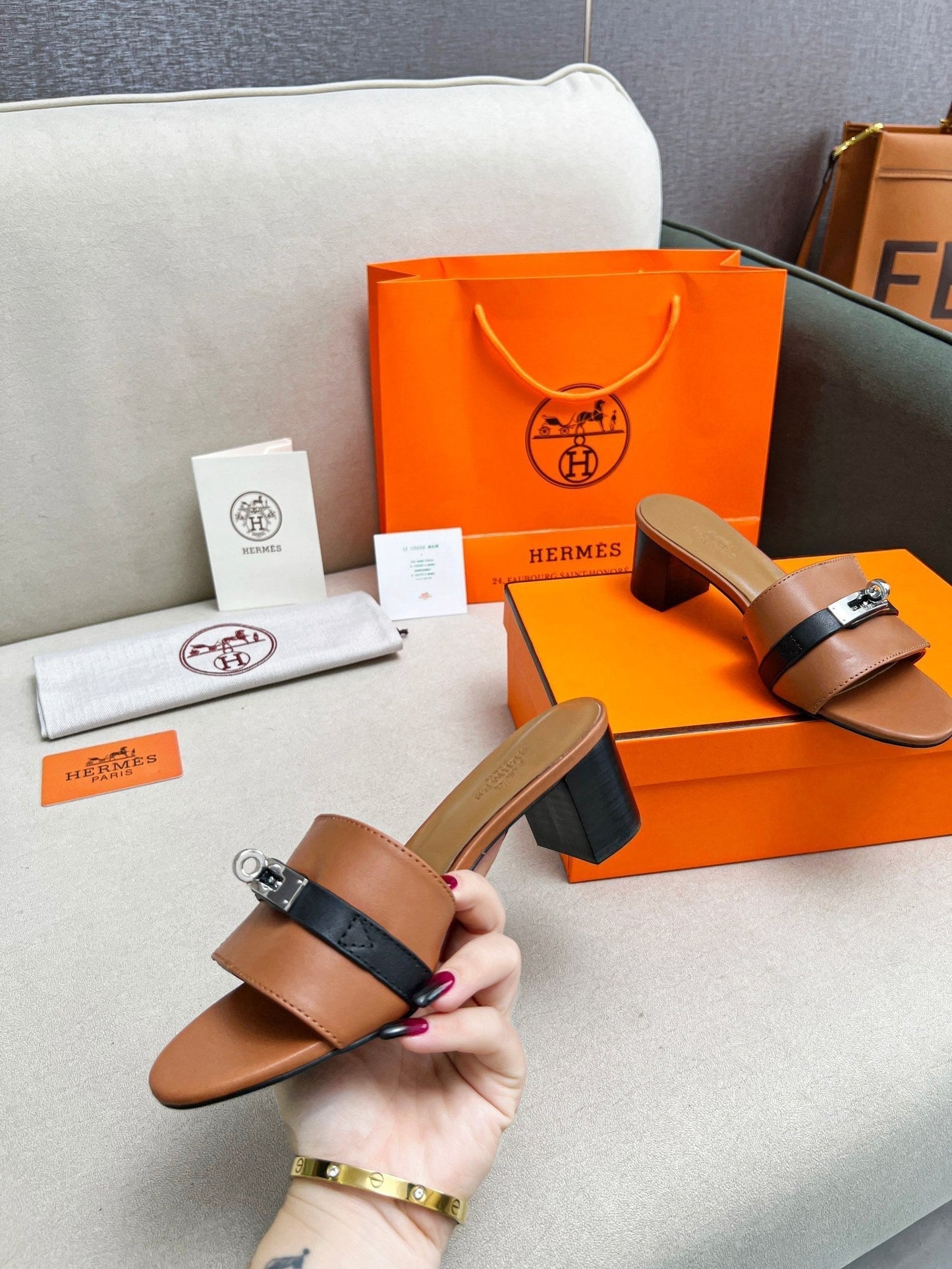 Gigi 50 Sandal Tan Black Calfskin - 35