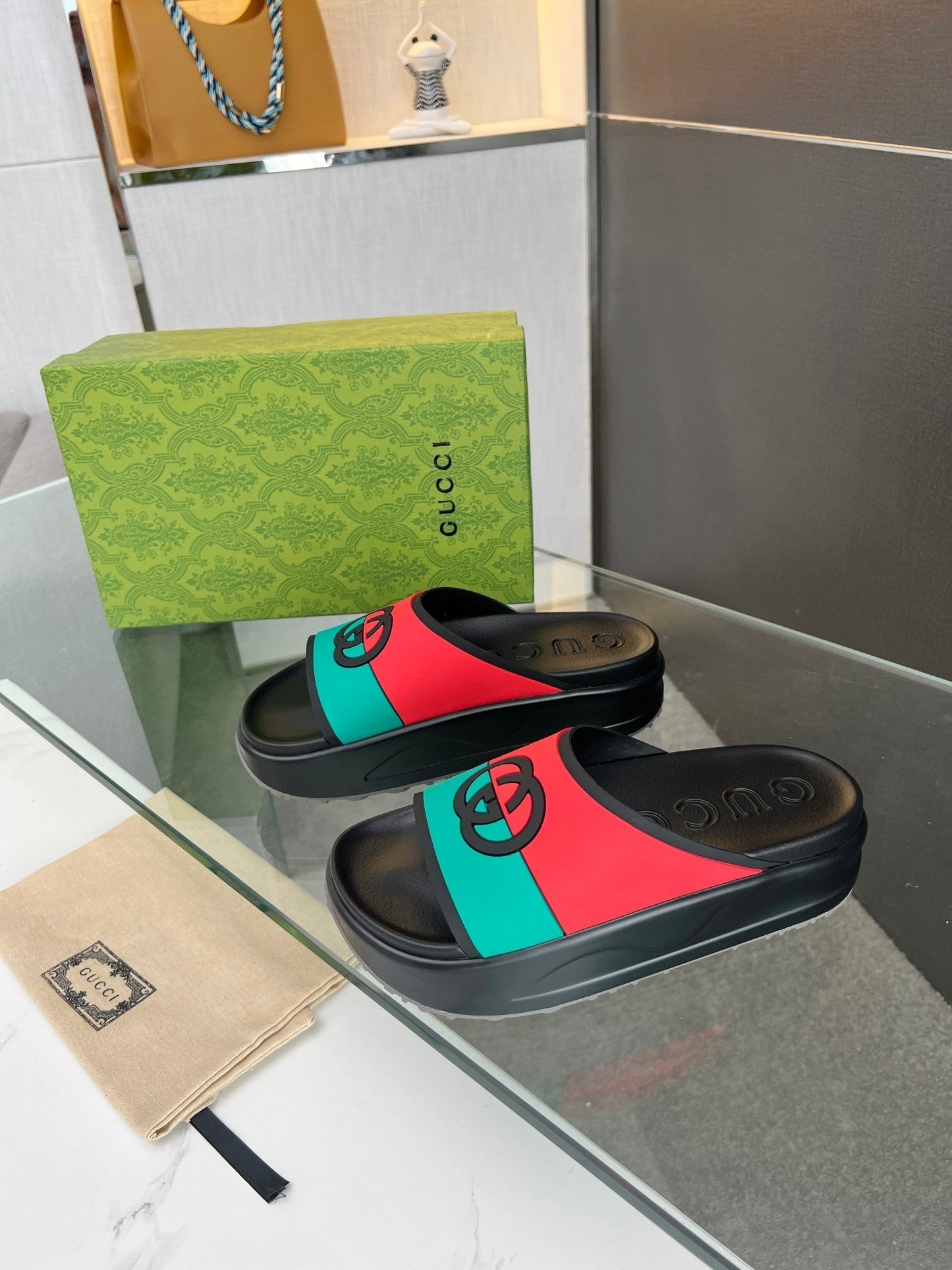 INTERLOCKING G SLIDE SANDAL IN BLACK MIX COLORFUL IMPORTED TPU - 35