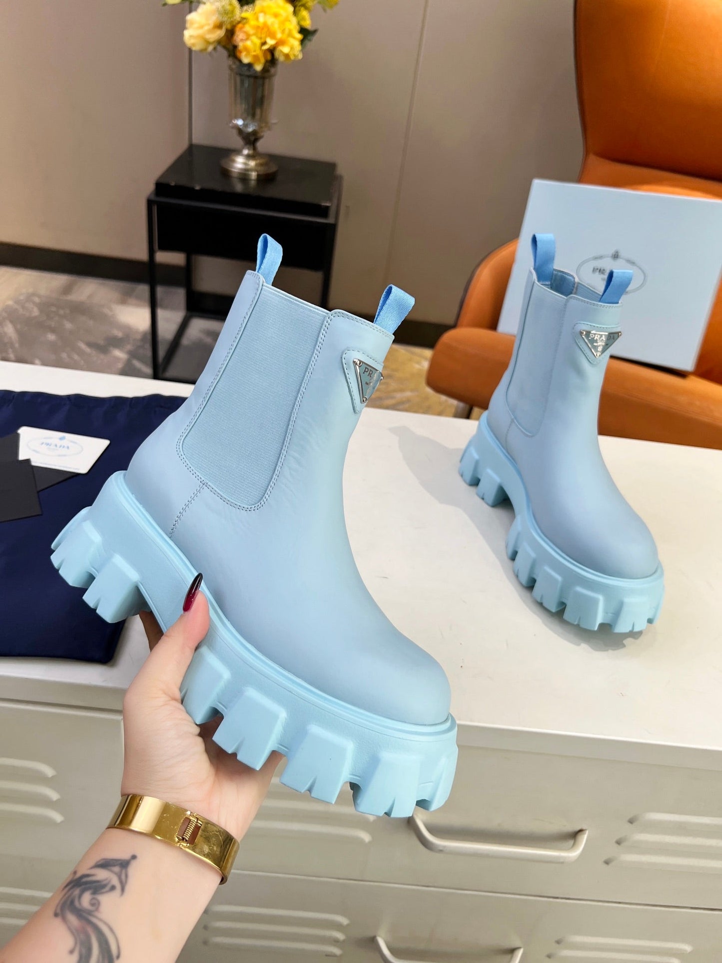 PRA MONOLITH BRUSHED BOOTIES 55 SKY CALFSKIN - 35