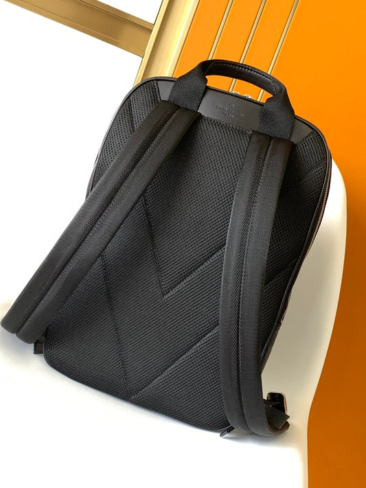 LV 25S РЮКЗАК MICHAEL 42 З ЧОРНОЇ ТЕЛЯЧОЇ ШКІРИ DAMIER INFINI З ТИСНЕННЯМ