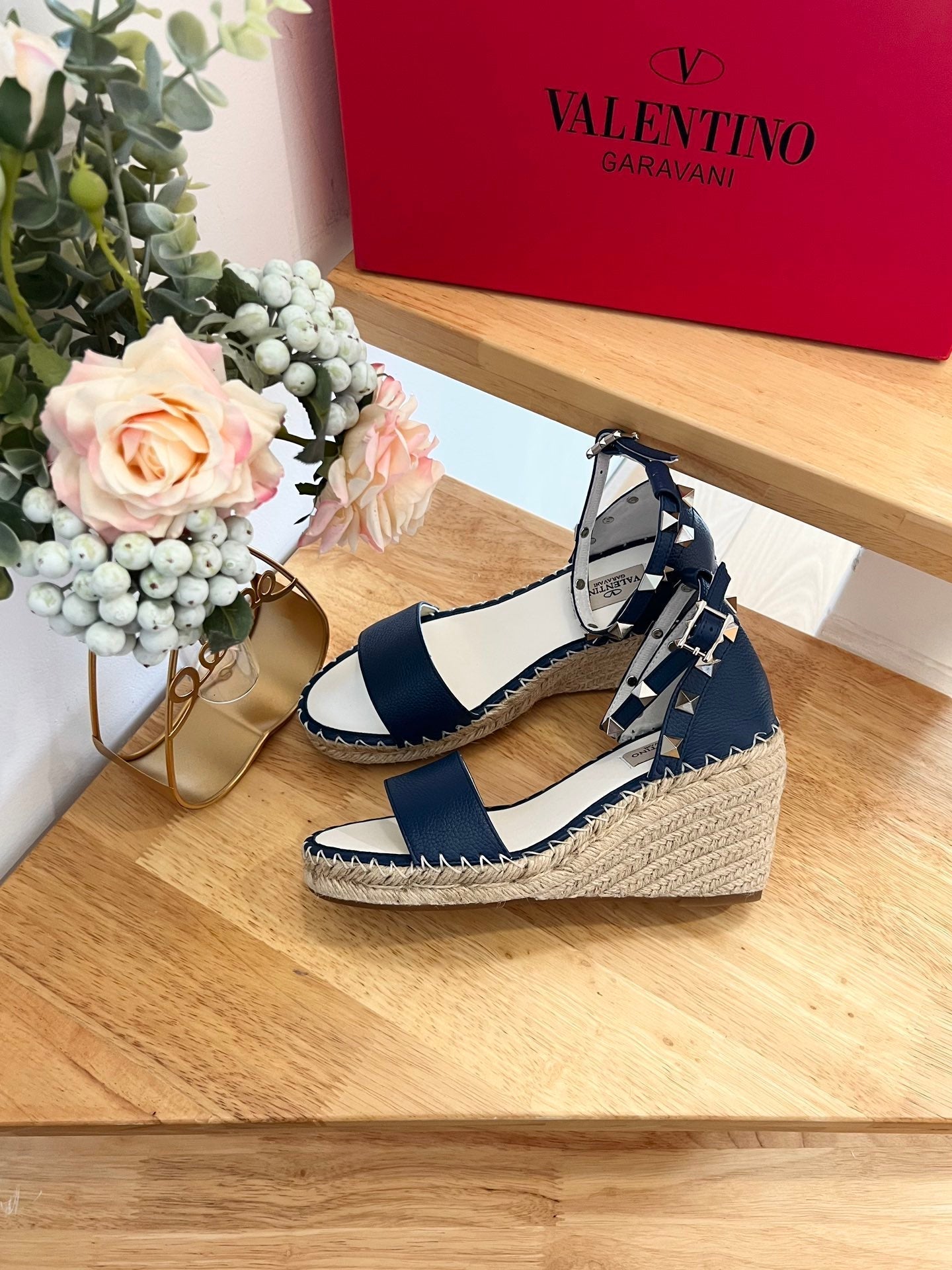 VALENTINO 26S WEDGE SANDALS IN DARK BLUE CALFSKIN