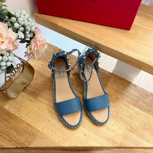 БОСОНІЖКИ-ТАНКЕТКА VALENTINO 26S З БЛАКИТНОЇ ТЕЛЯЧОЇ ШКІРИ