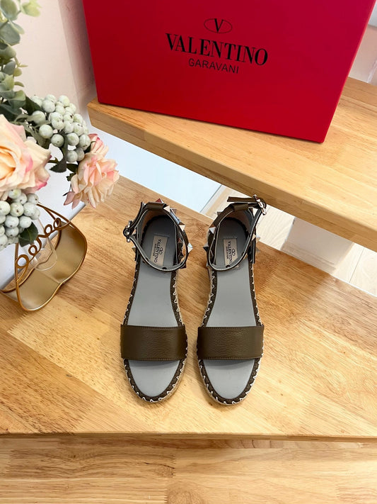 БОСОНІЖКИ-ТАНКЕТКИ VALENTINO 26S З ТЕЛЯЧОЇ ШКІРИ ОЛИВКОВОГО КОЛЬОРУ