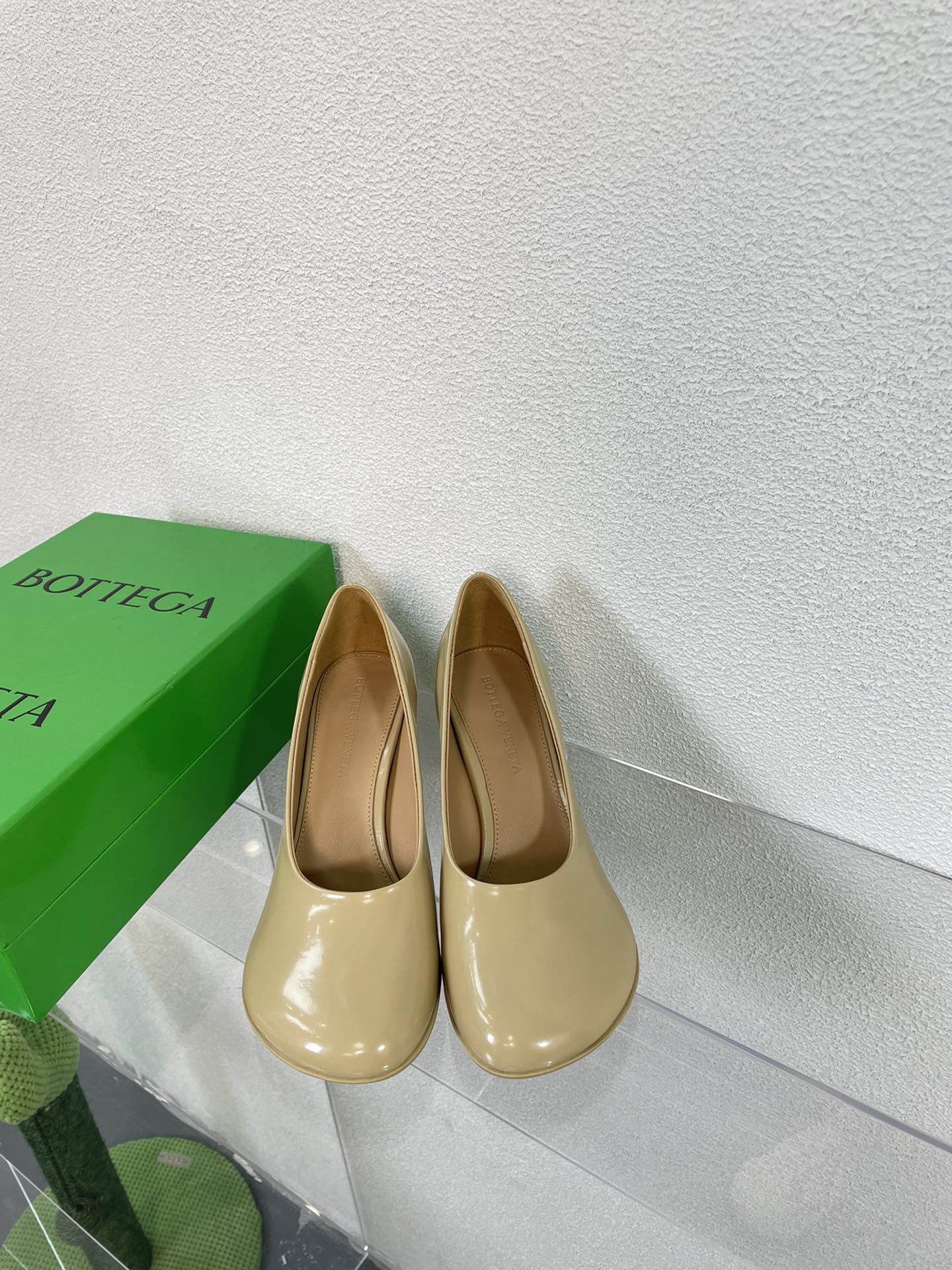ATOMIC HIGH PUMP 9 CM IN BISQUE BEIGE CALFSKIN - 34