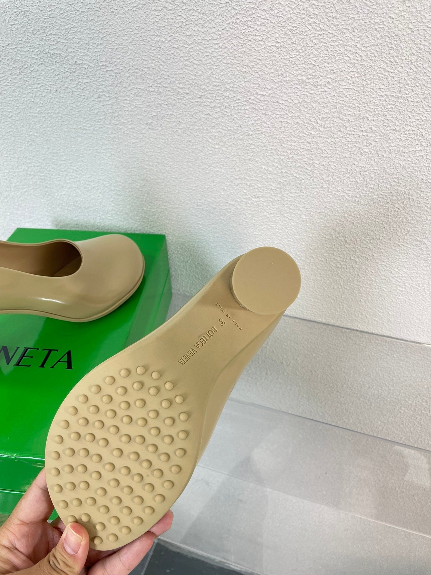 ATOMIC HIGH PUMP 9 CM IN BISQUE BEIGE CALFSKIN - 34