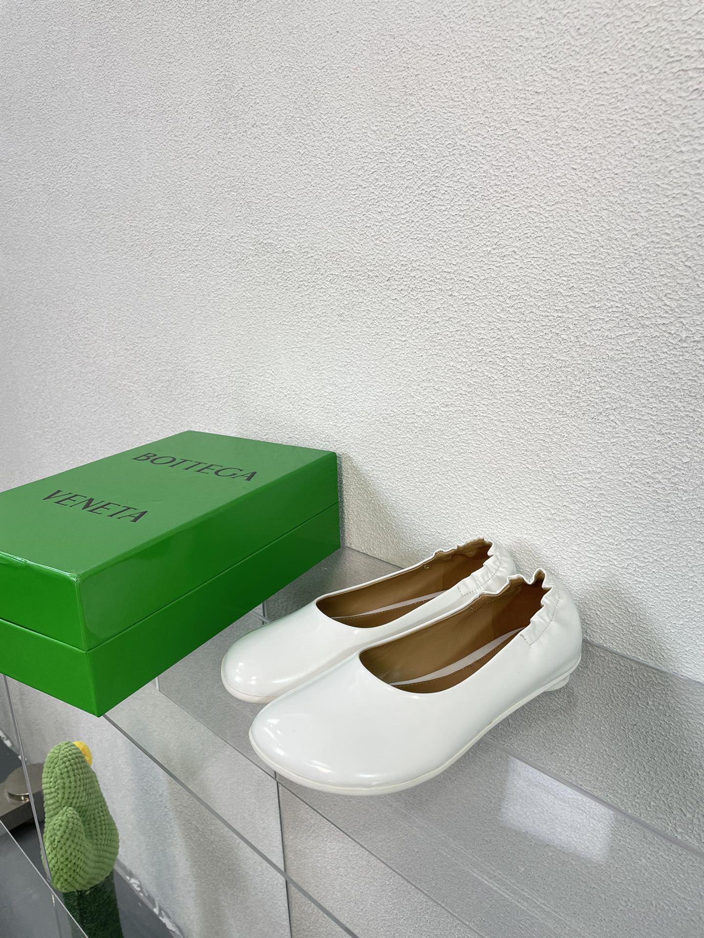 ATOMIC BALLERINA FLAT IN WHITE CALFSKIN - 34