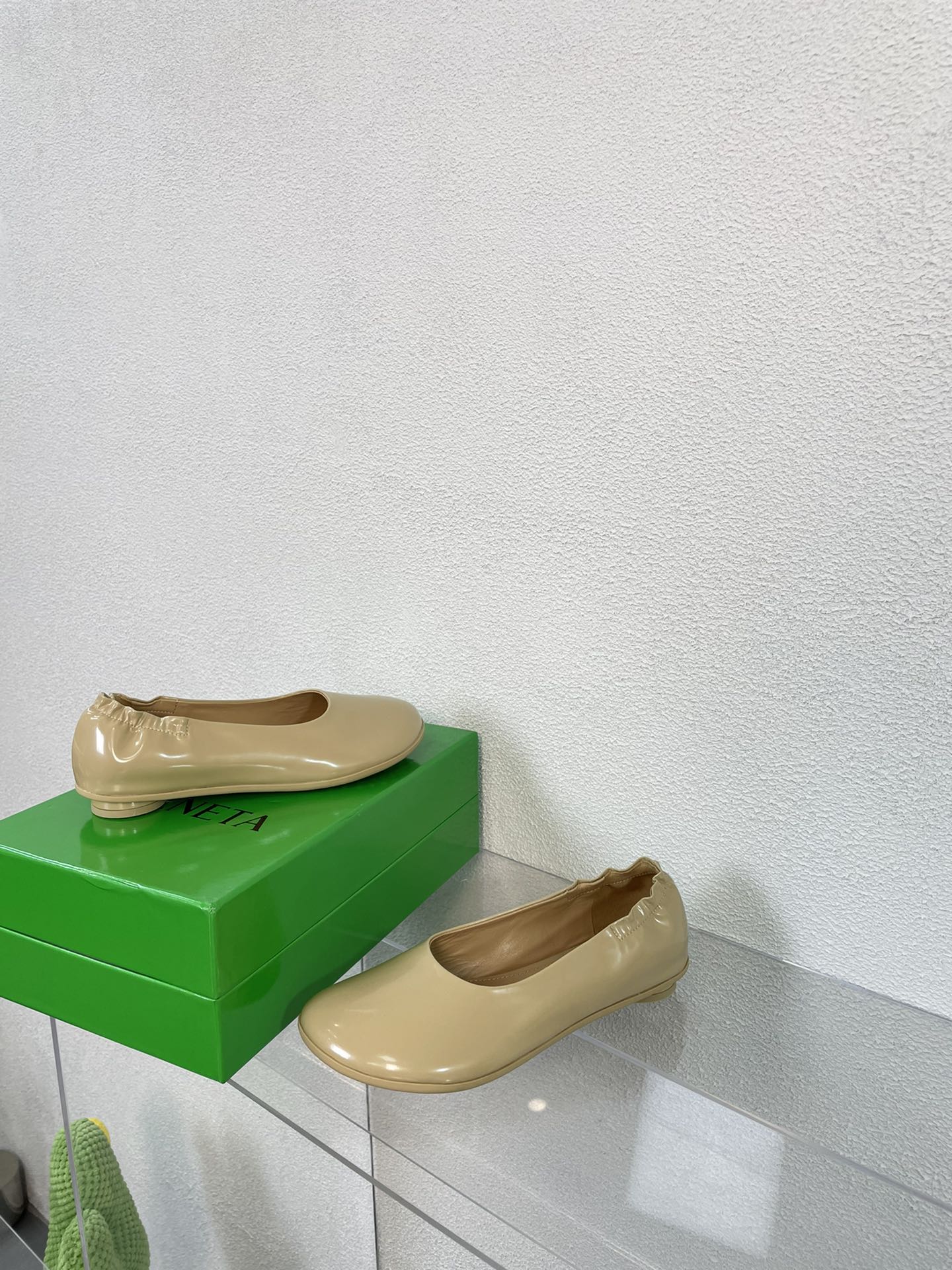 ATOMIC BALLERINA FLAT IN BISQUE BEIGE CALFSKIN - 34