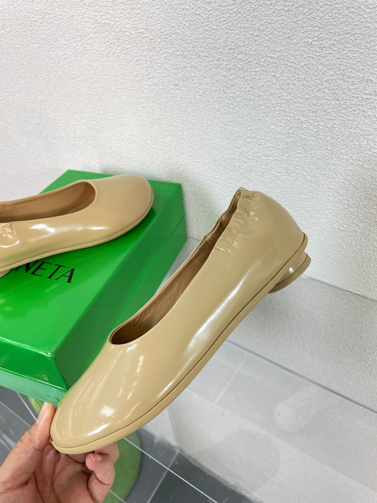 ATOMIC BALLERINA FLAT IN BISQUE BEIGE CALFSKIN - 34