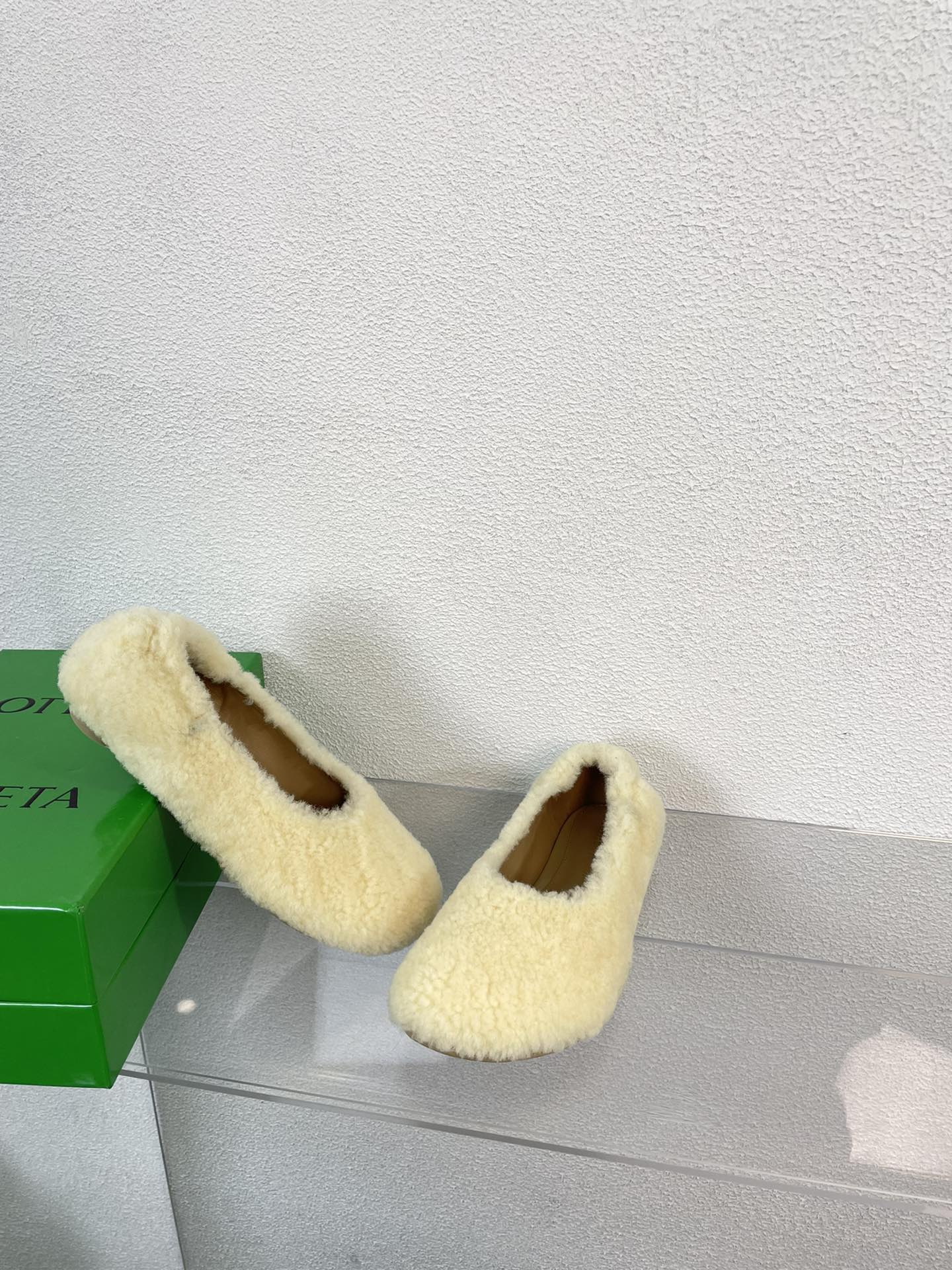 ATOMIC SHEARLING BALLERINA FLATS LIGHT YELLOW - 34