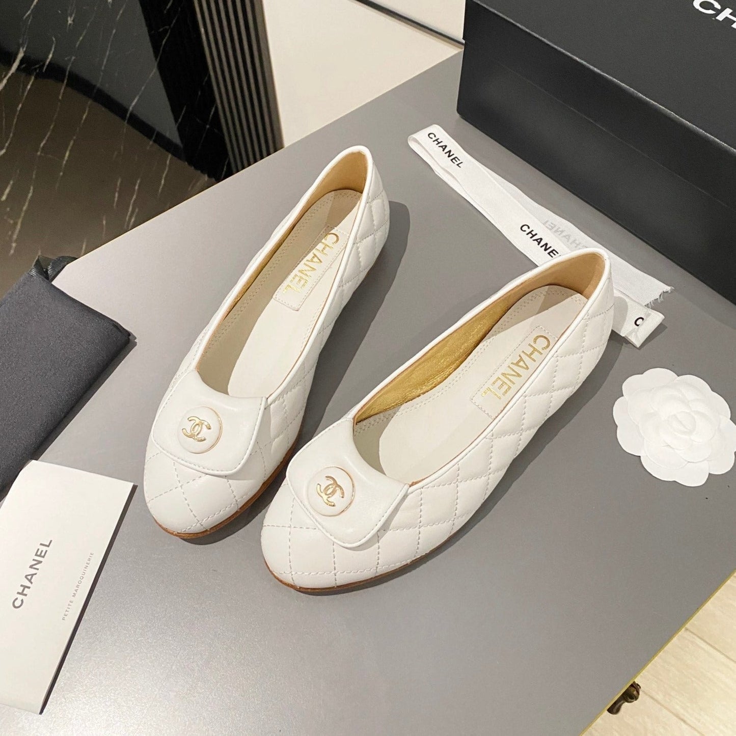 BALLET FLAT WHITE LAMBSKIN - 35