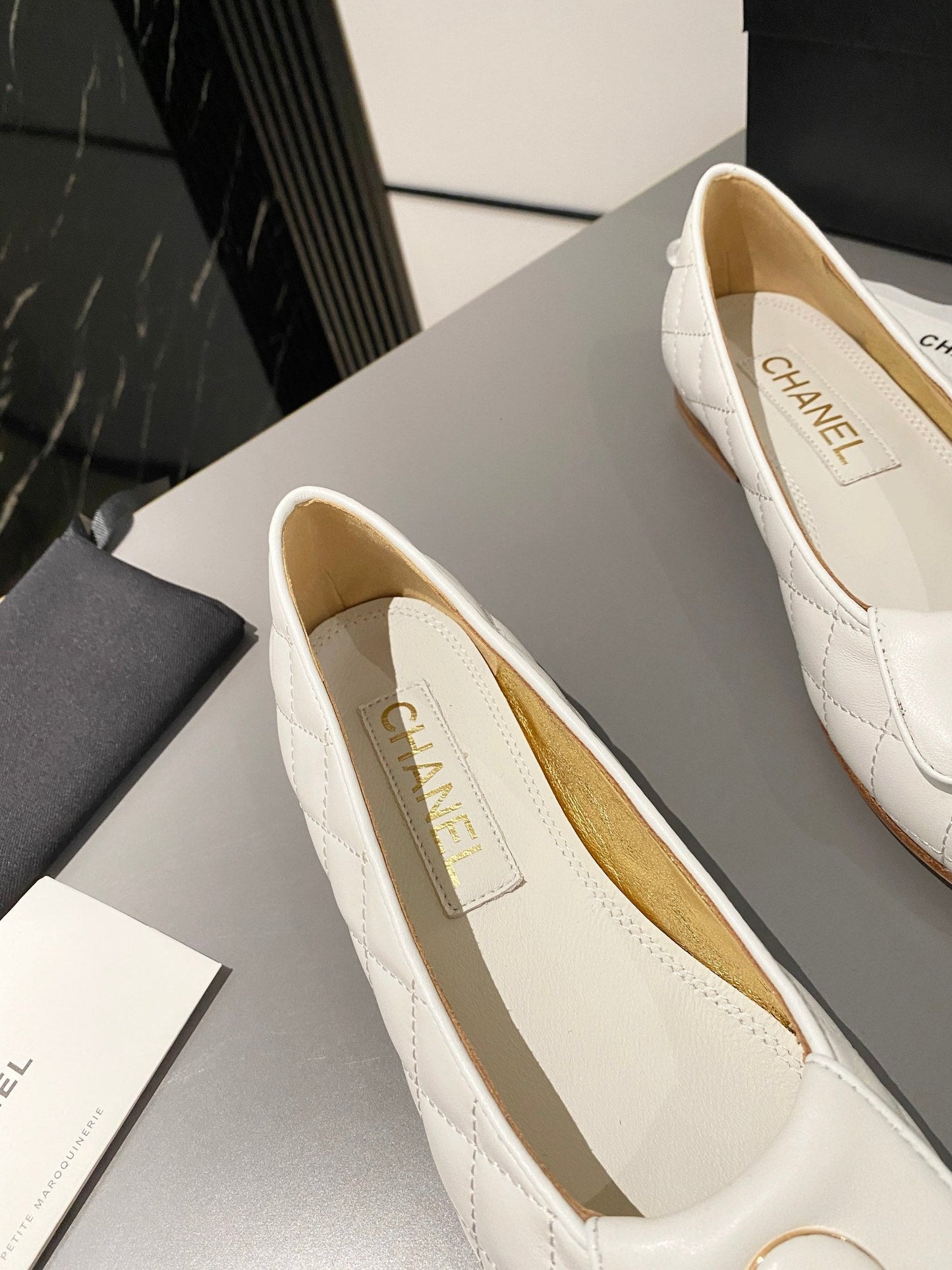 BALLET FLAT WHITE LAMBSKIN - 35