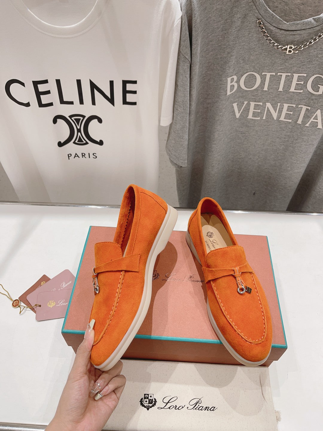 LP SUMMER CHARMS WALK LOAFERS ORANGE SUEDE - 35