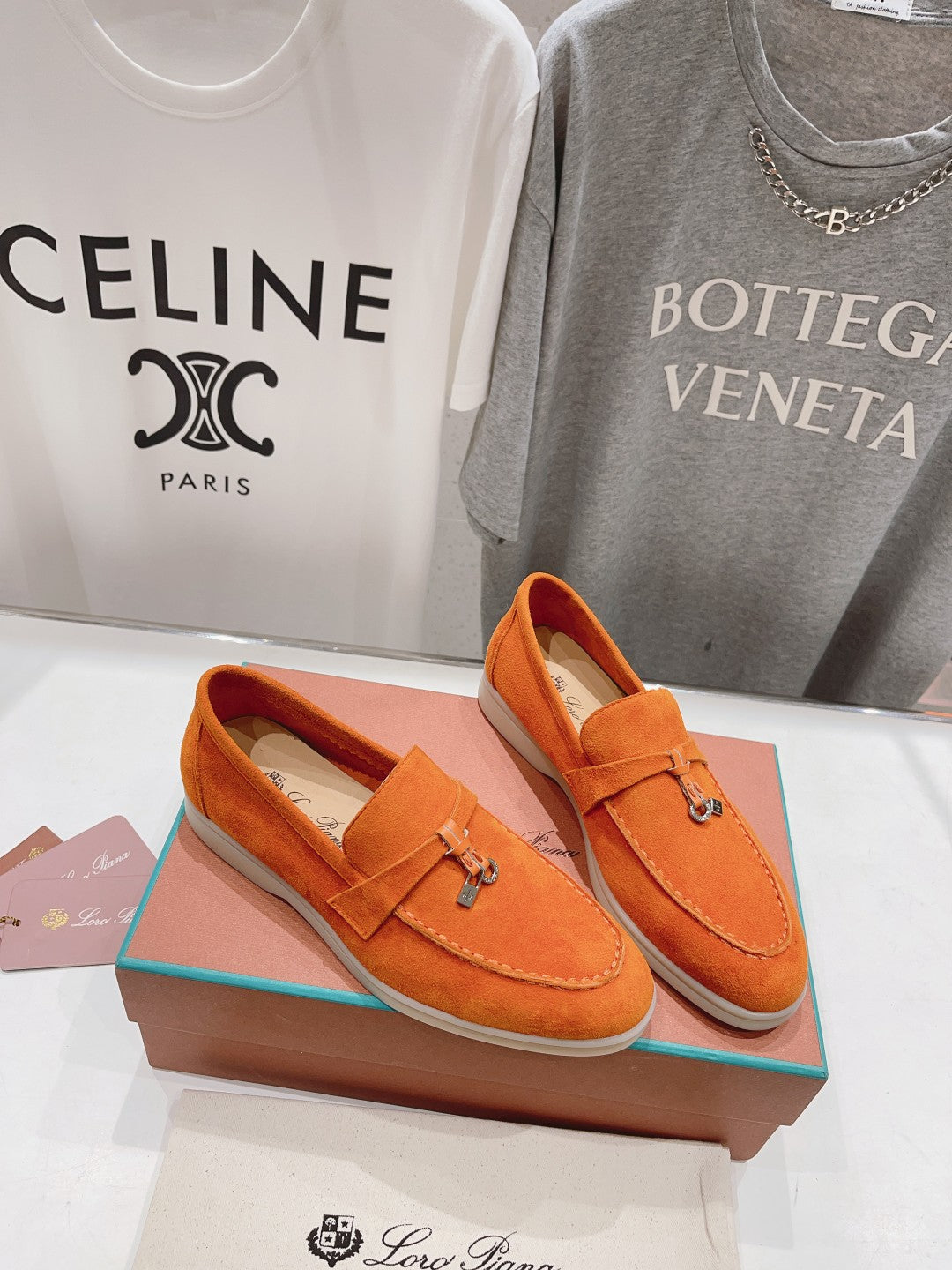 LP SUMMER CHARMS WALK LOAFERS ORANGE SUEDE - 35