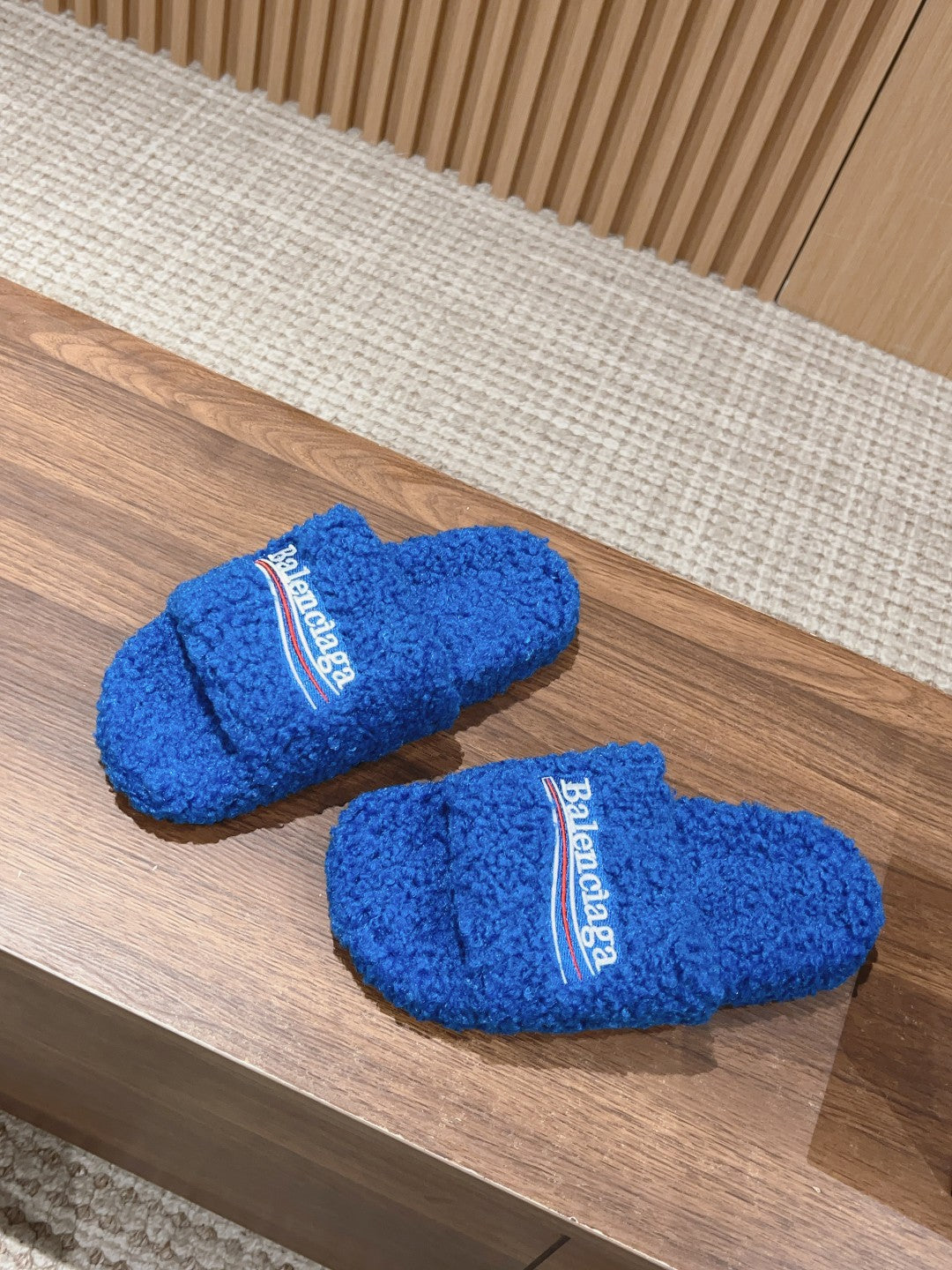 FURRY SLIDES IN COBALT BLUE CURLY SHEARLING - 35