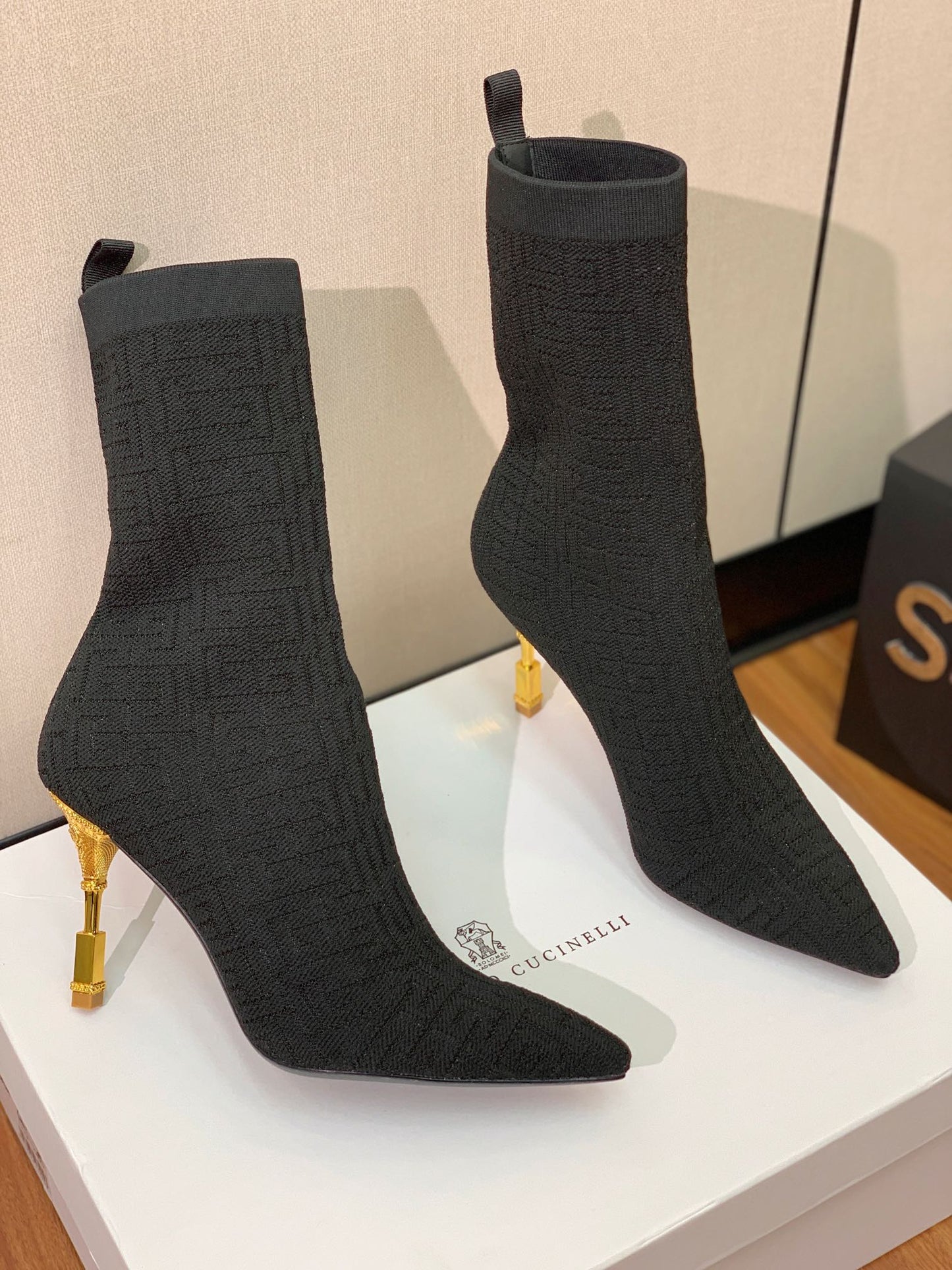 Черевики BALMAIN 26S 95 ММ ЧОРНИЙ FLYKNIT СТИЛЬ 7