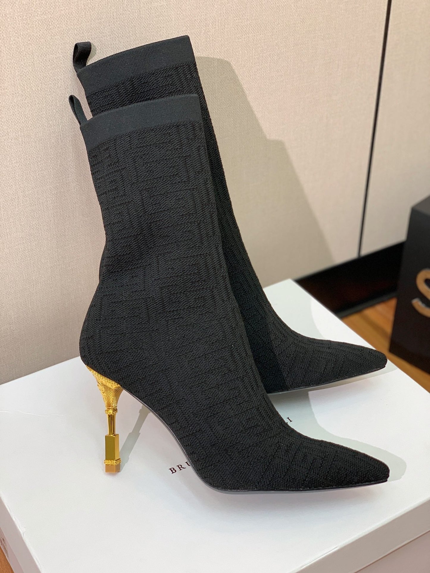 Черевики BALMAIN 26S 95 ММ ЧОРНИЙ FLYKNIT СТИЛЬ 7