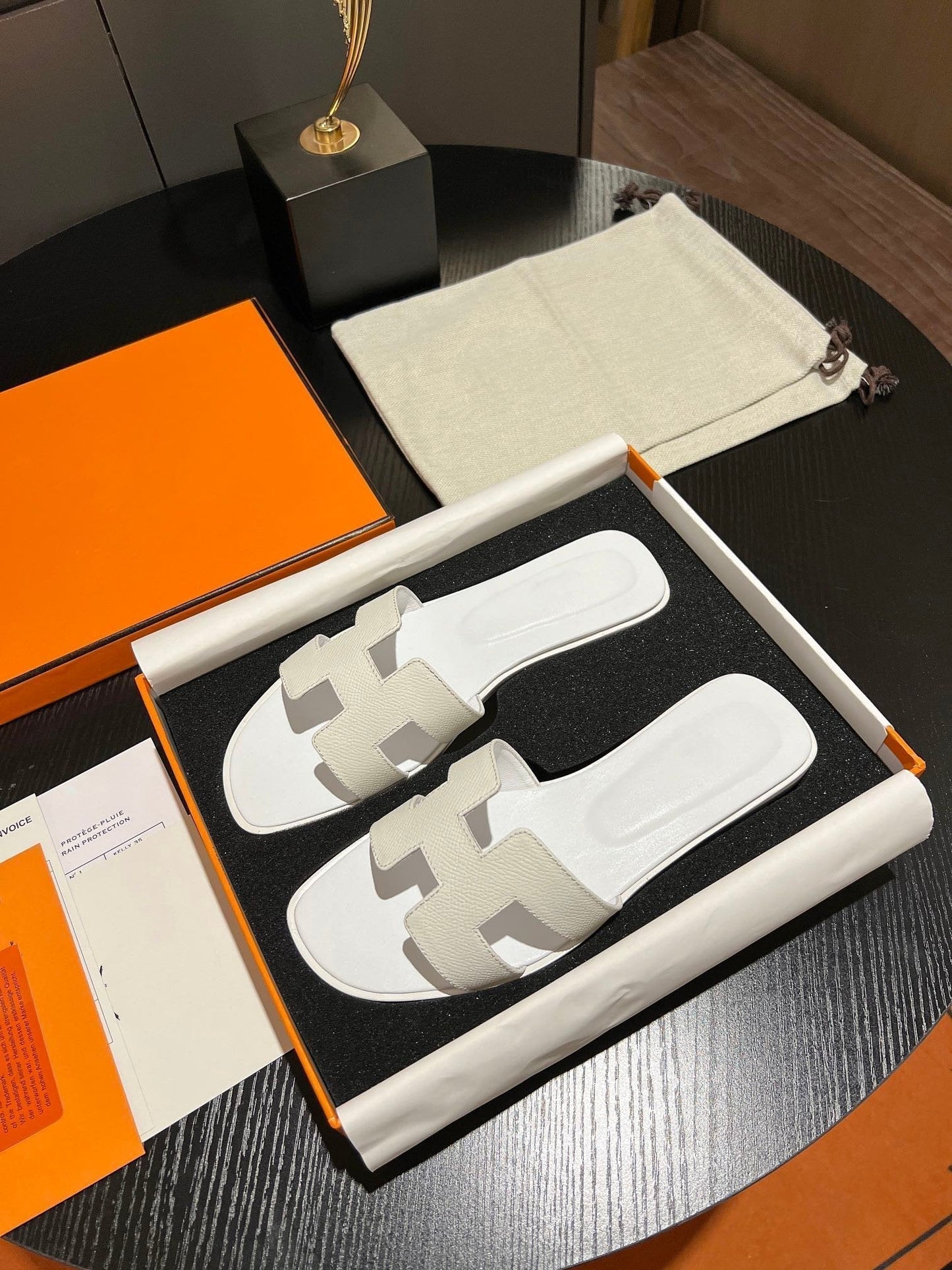0RAN SANDAL Leather White - 35