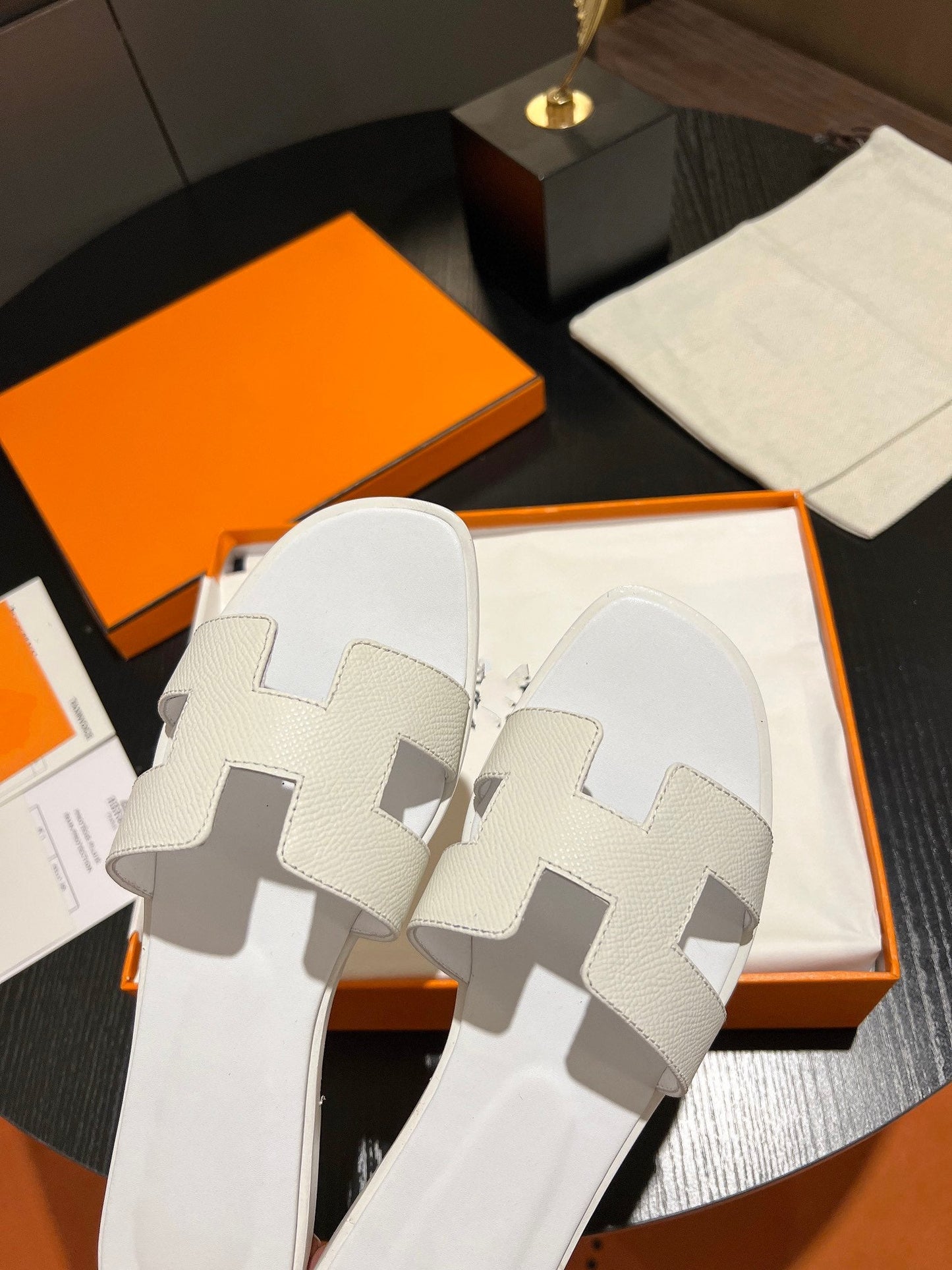 0RAN SANDAL Leather White - 35