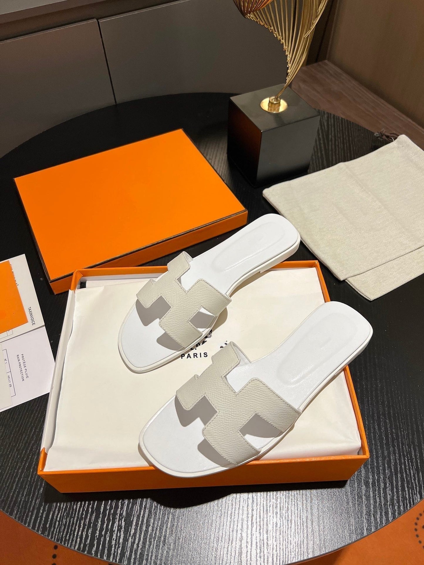 0RAN SANDAL Leather White - 35