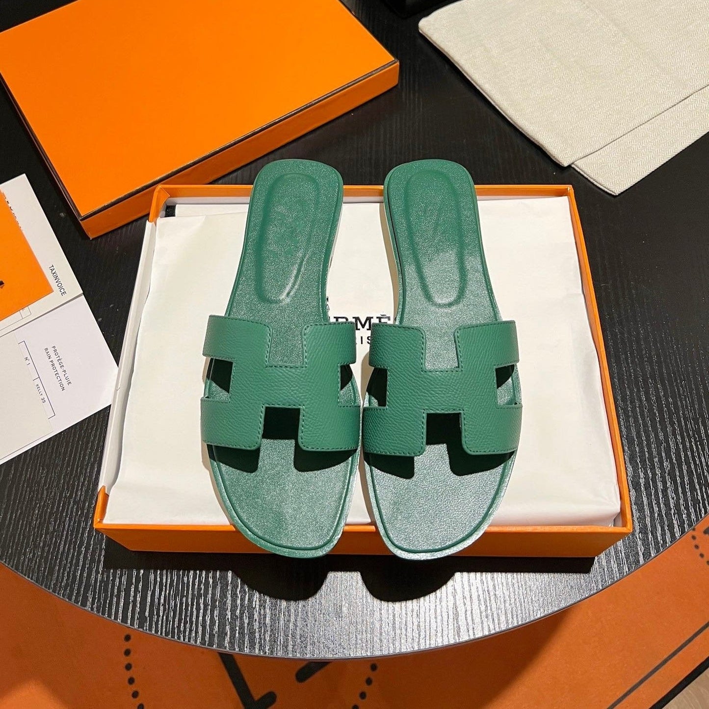 0RAN SANDAL Leather Ocean - 35