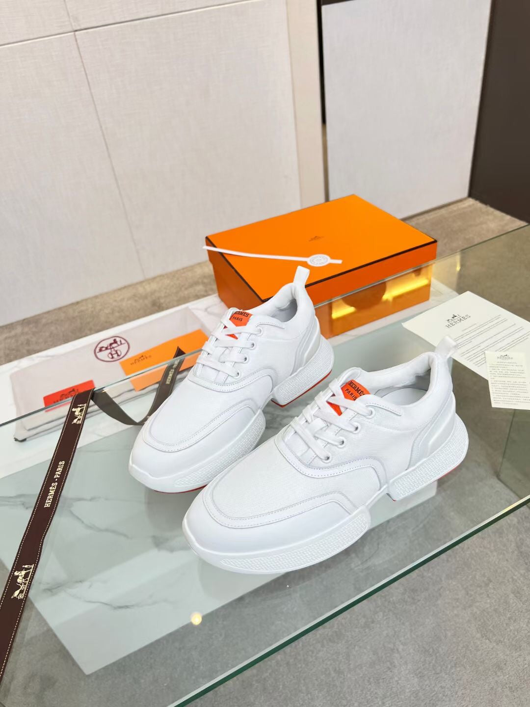 GIGA SNEAKER WHITE CALFSKIN - 35