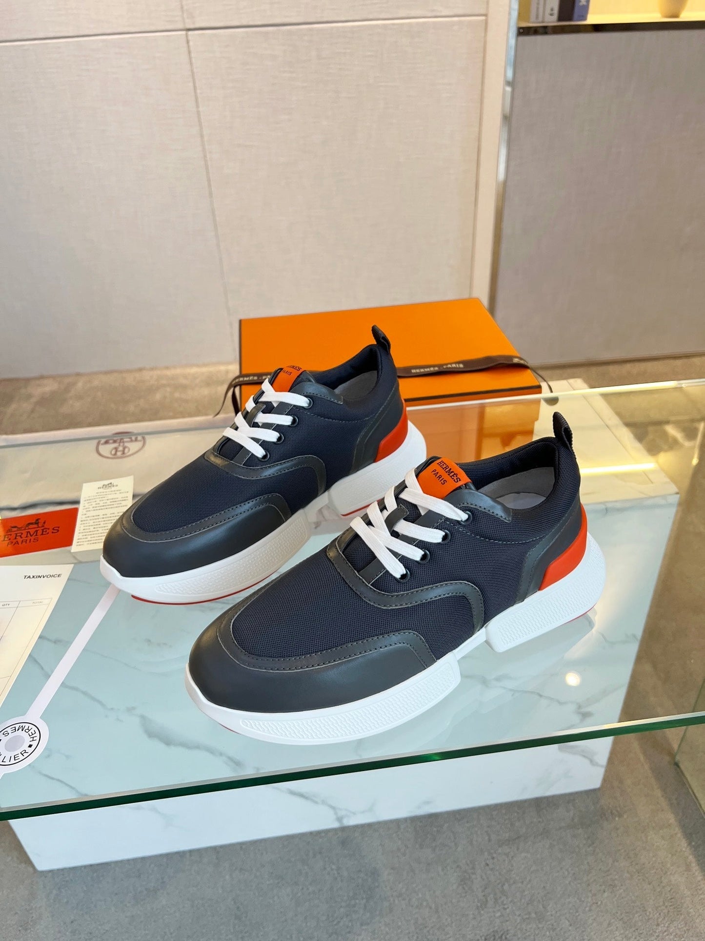 GIGA SNEAKER BLACK CALFSKIN BLACK SOLE - 35