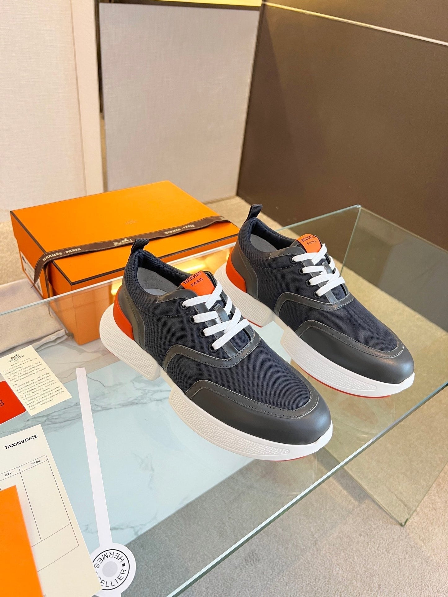 GIGA SNEAKER BLACK CALFSKIN BLACK SOLE - 35